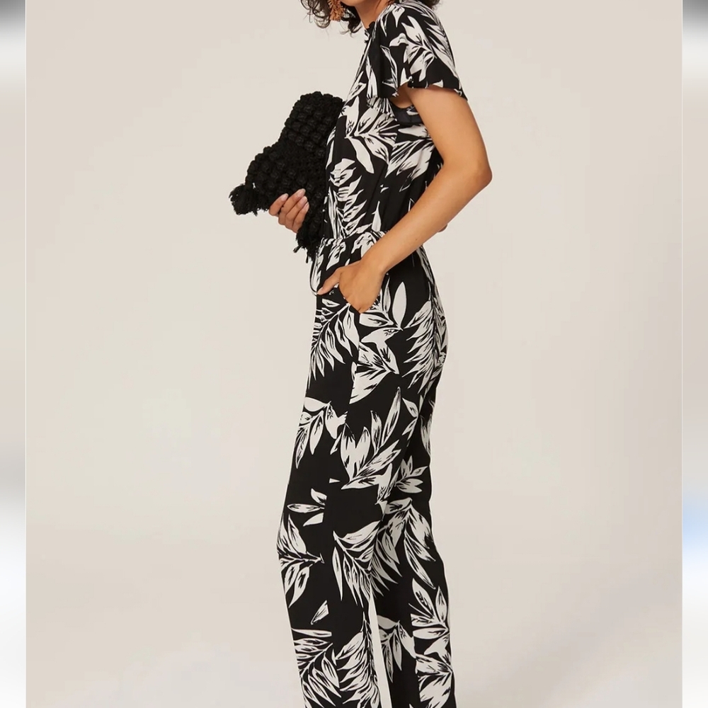 Ralph Lauren Monochrome Leaf Pattern Jumpsuit Size 14 P Scandinavian Vacation - Picture 2 of 9